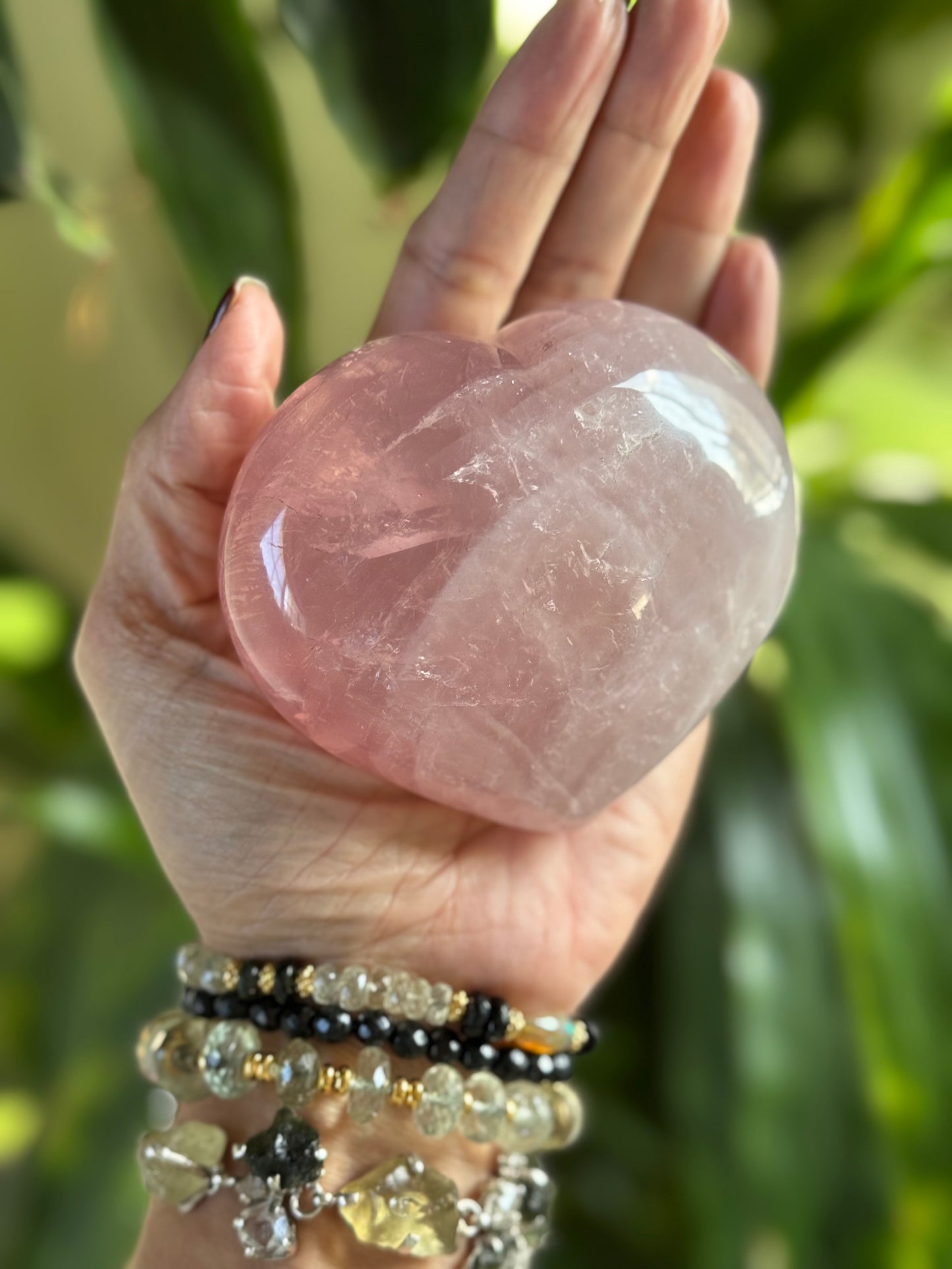 Rose Quartz Heart – The Frequency of Unconditional Love 1.090lb