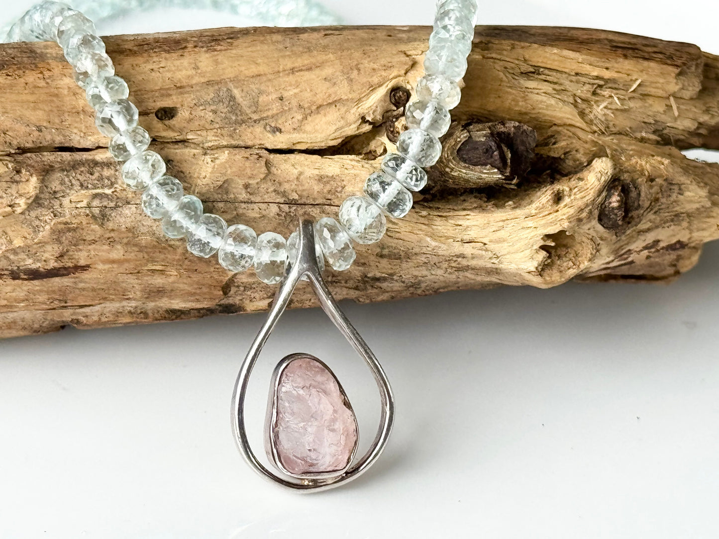 Morganite Pendant – Heart Awakening & Divine Love