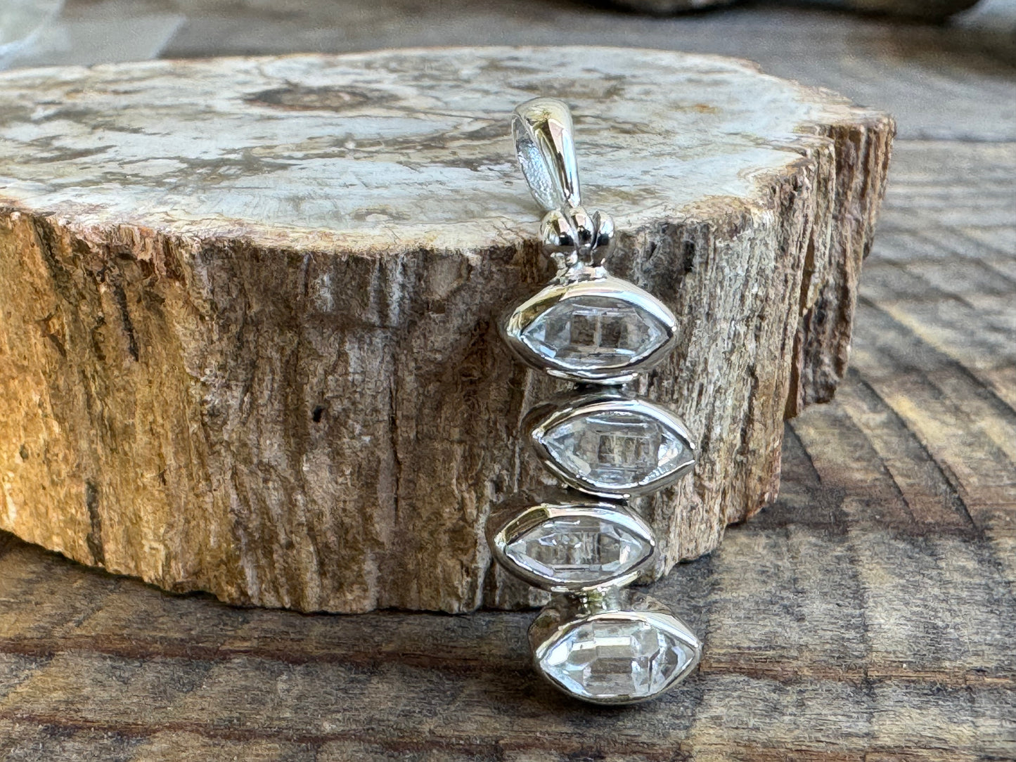 Herkimer Diamond Pendant – Light Amplifier & Soul Awakener