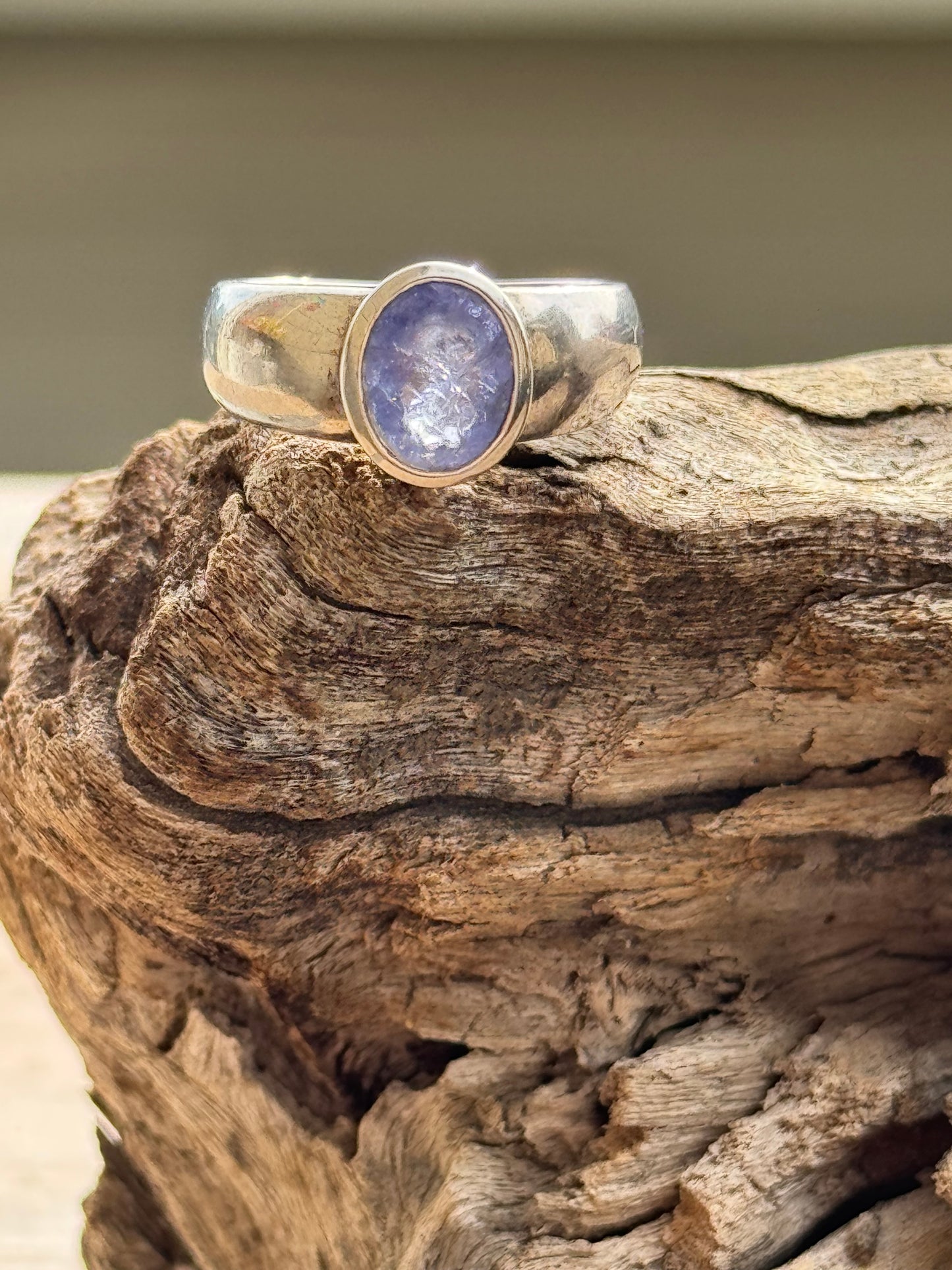 Natural Tanzanite Ring