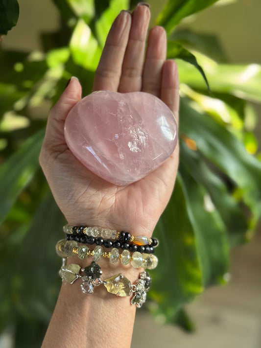 Rose Quartz Heart – The Frequency of Unconditional Love
