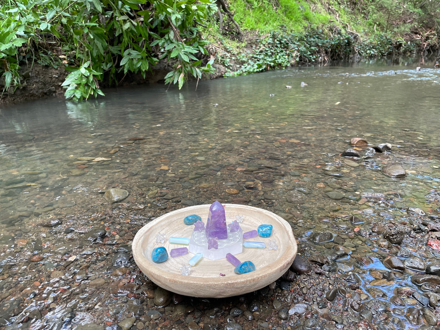 ✨ Intuitive Crystal Grid Box ✨