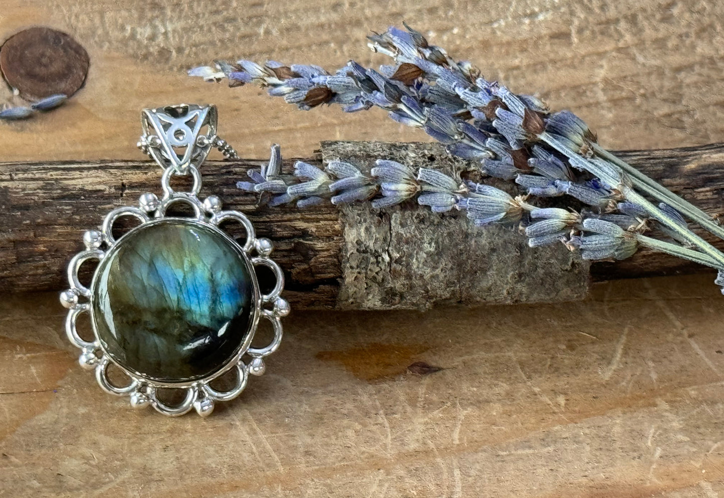 Witchy Labradorite Pendant