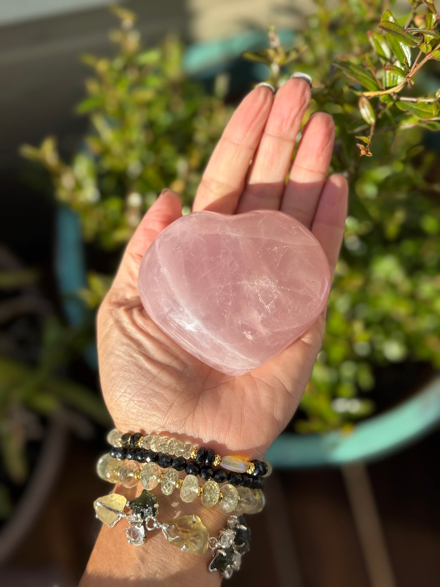 Rose Quartz Heart – The Frequency of Unconditional Love