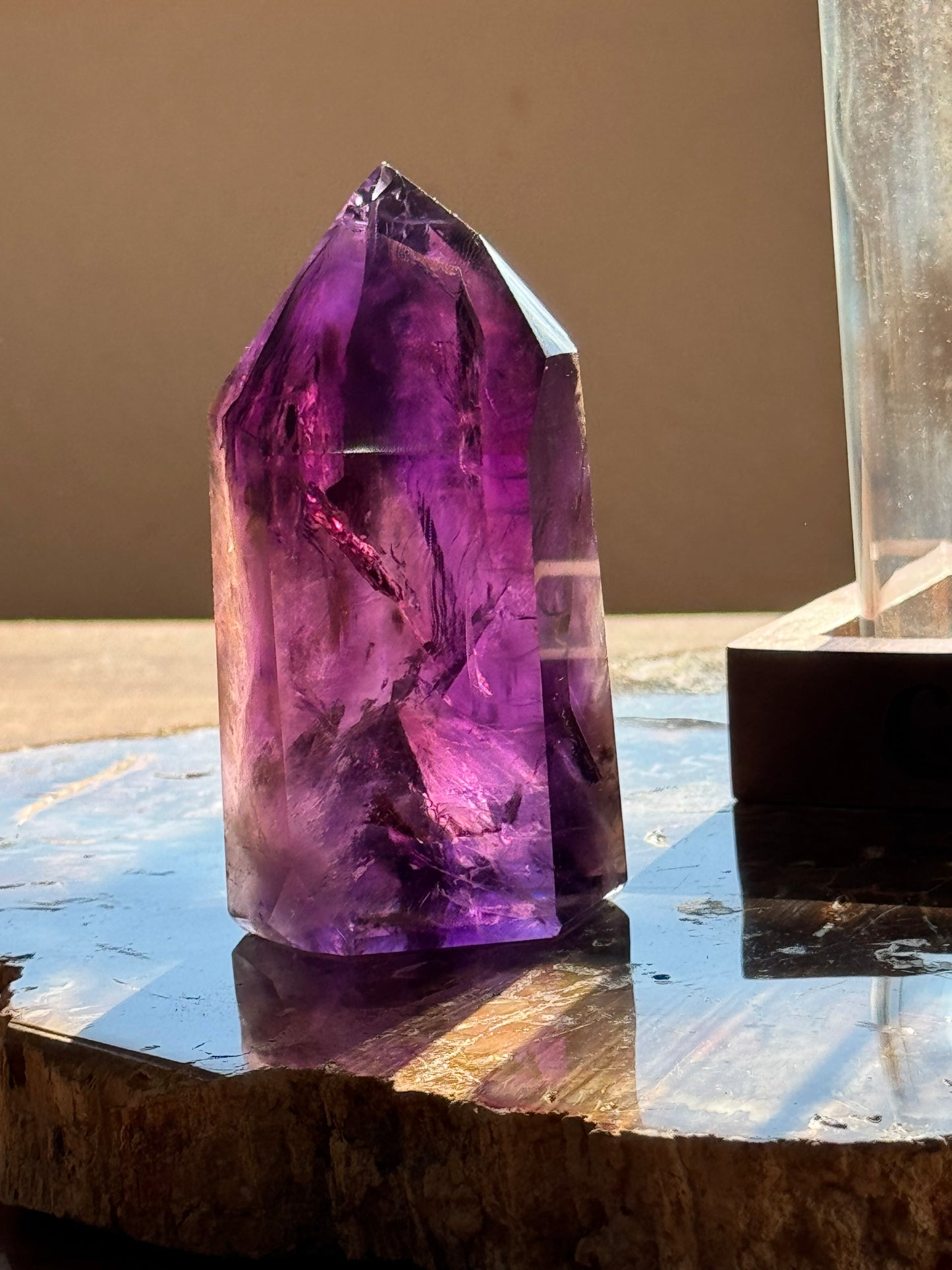 AAA Amethyst Tower Point