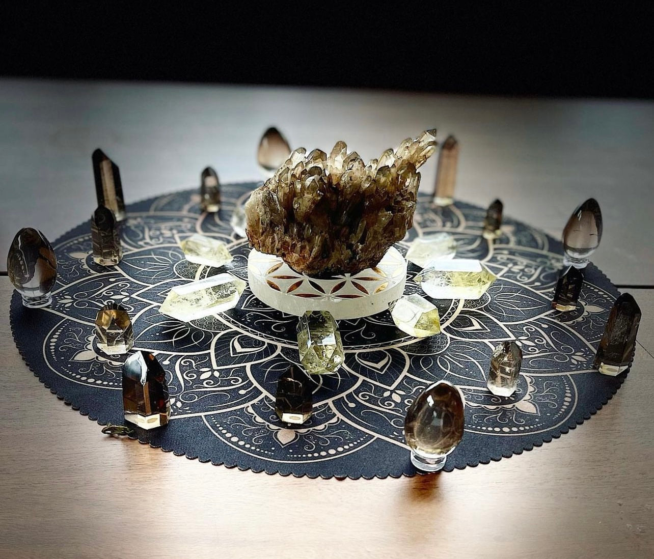 ✨ Intuitive Crystal Grid Box ✨