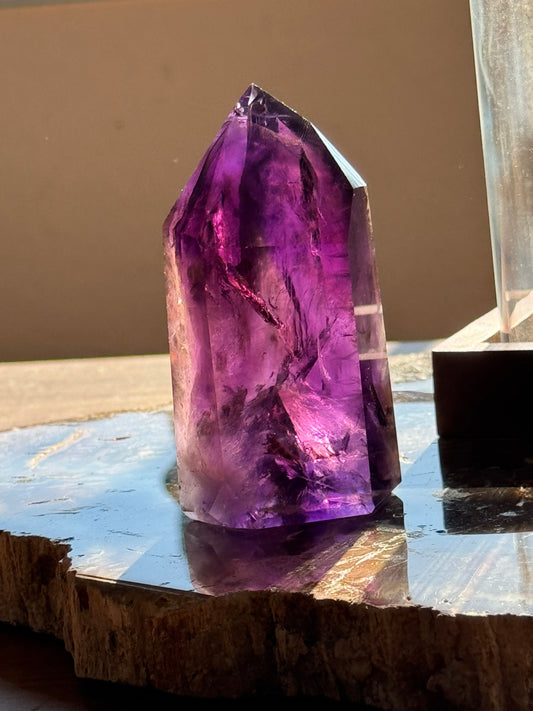 AAA Amethyst Tower Point