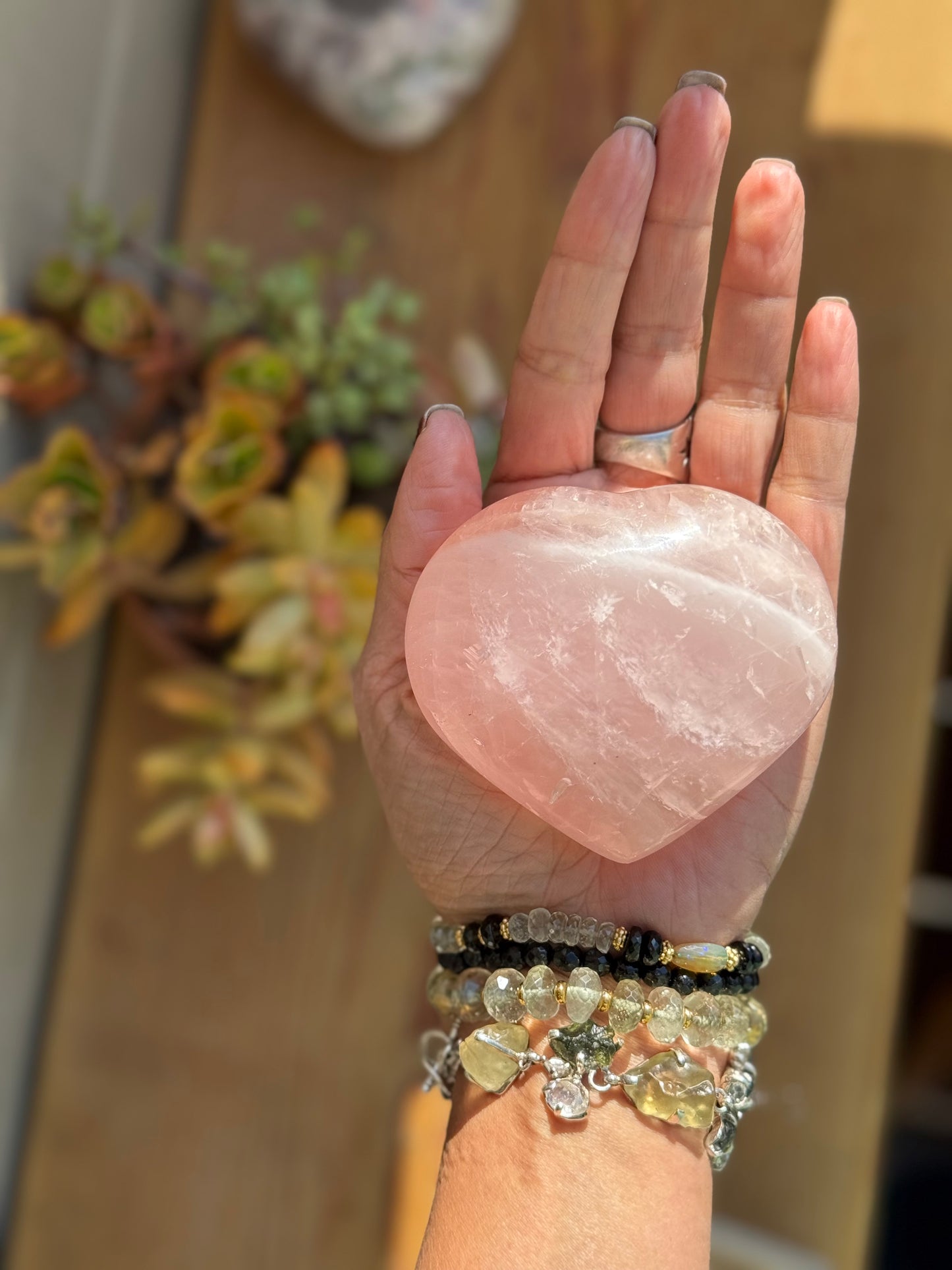 Rose Quartz Heart – The Frequency of Unconditional Love