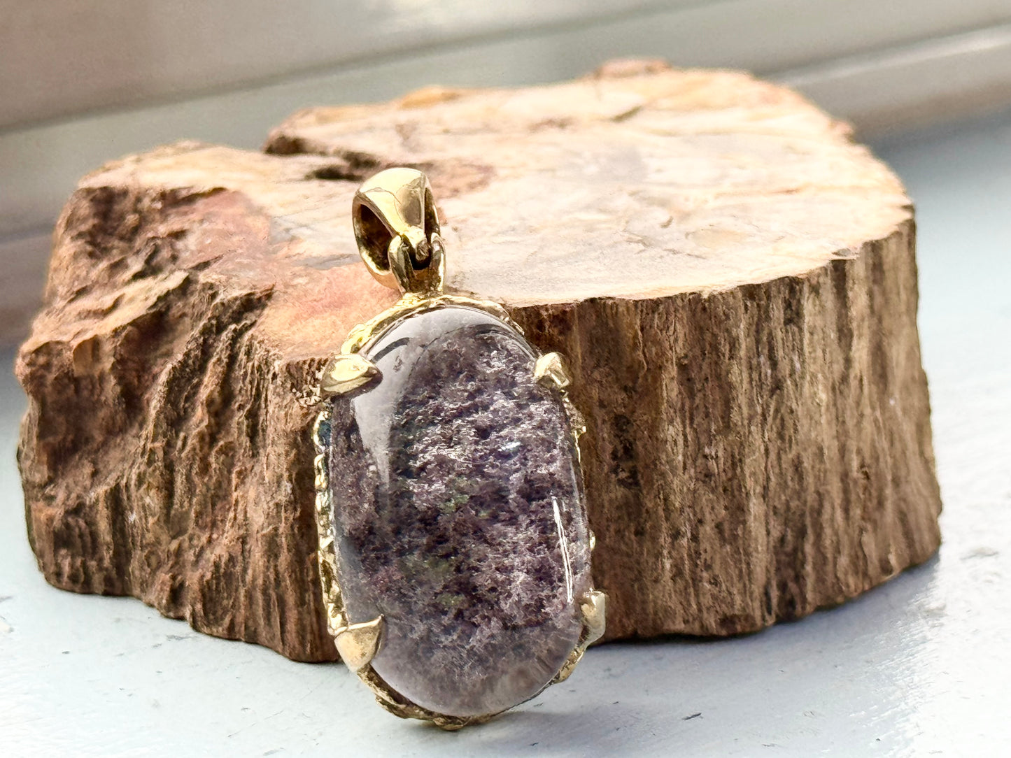 Lodolite 18k gold pendant