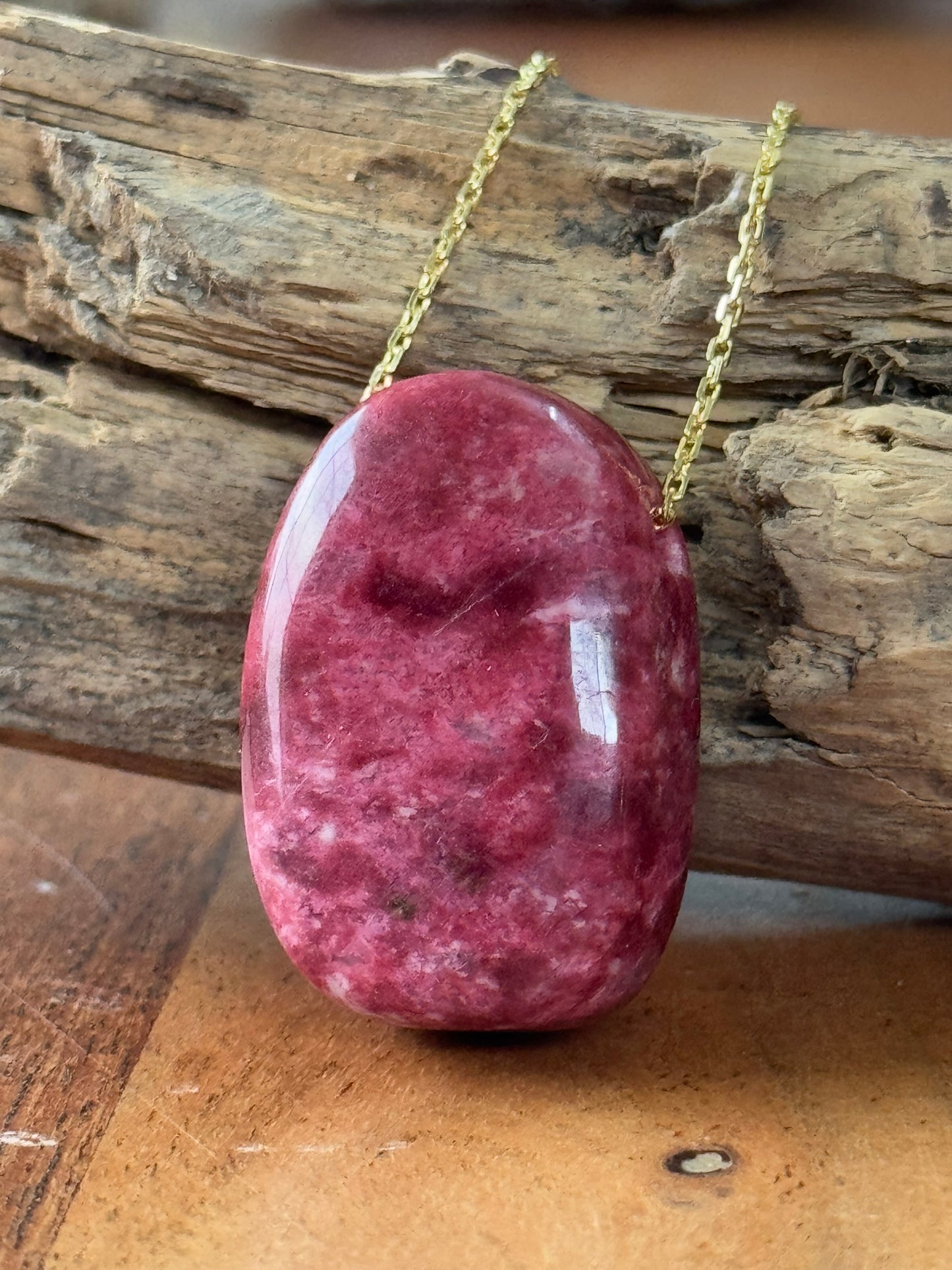✨ Thulite Drop with Gold-Plated Necklace ✨