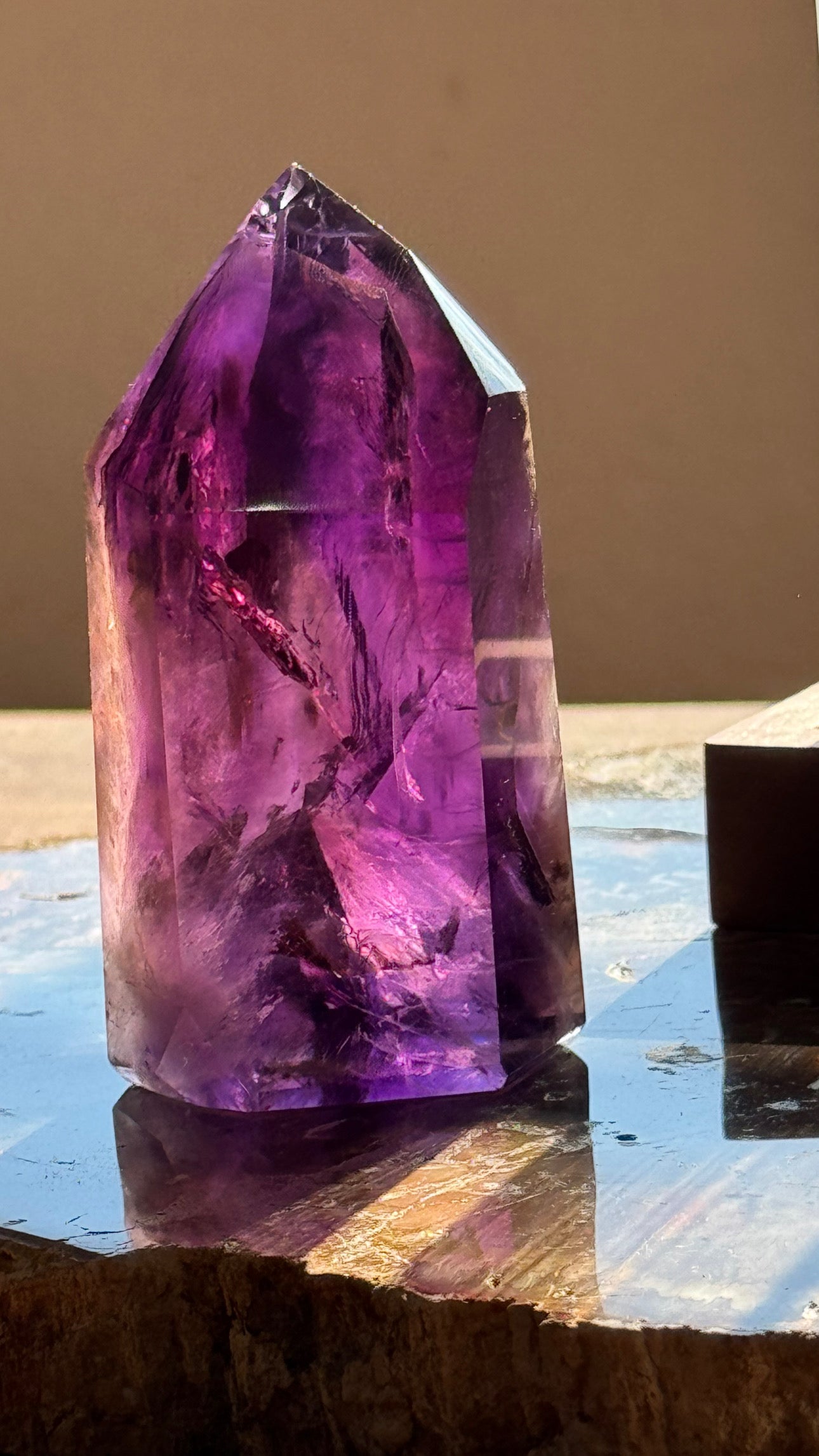 AAA Amethyst Tower Point