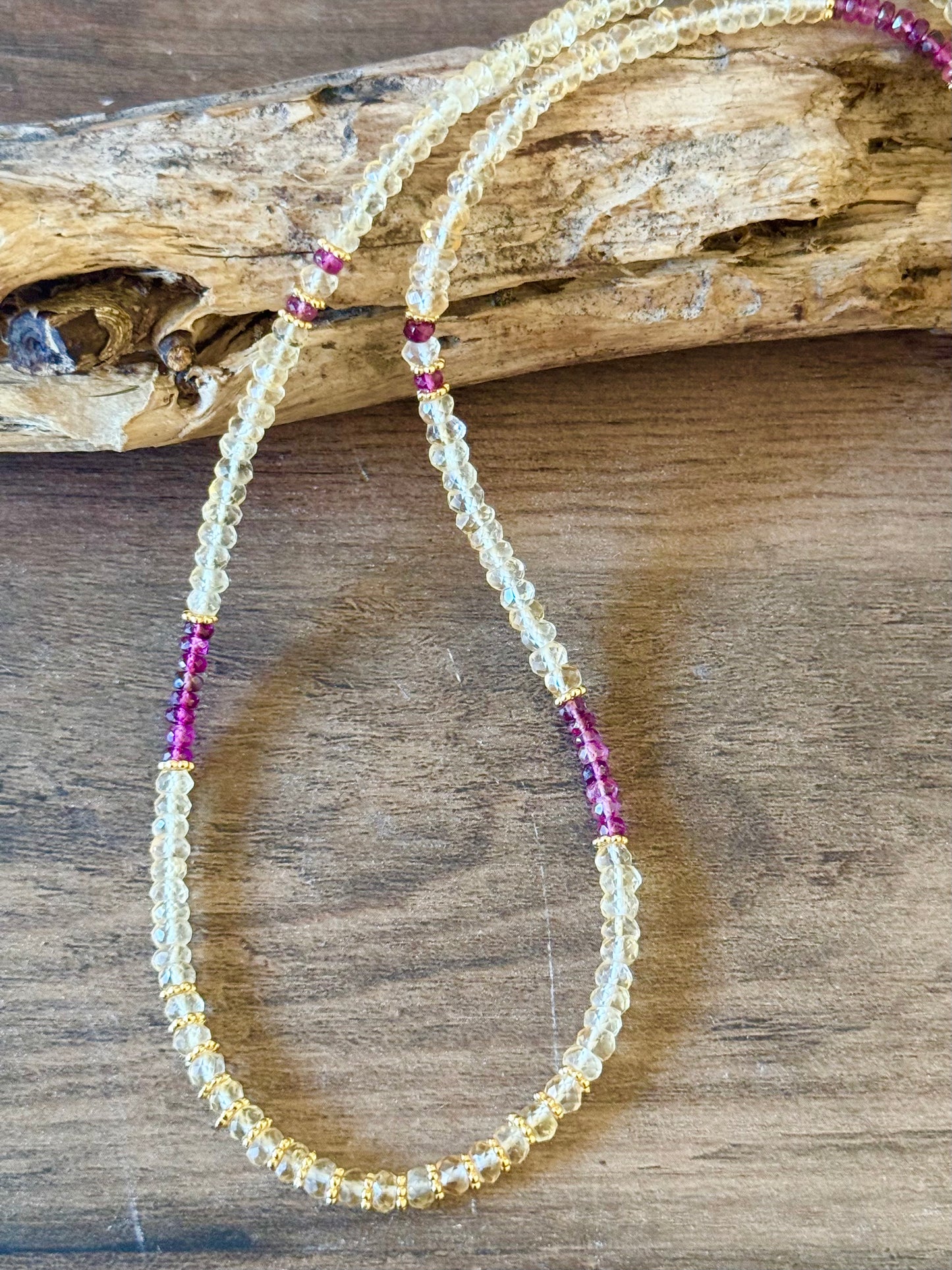 ✨ Citrine ✧ Pink Tourmaline

Crystal Grid Necklace – Light of the Heart