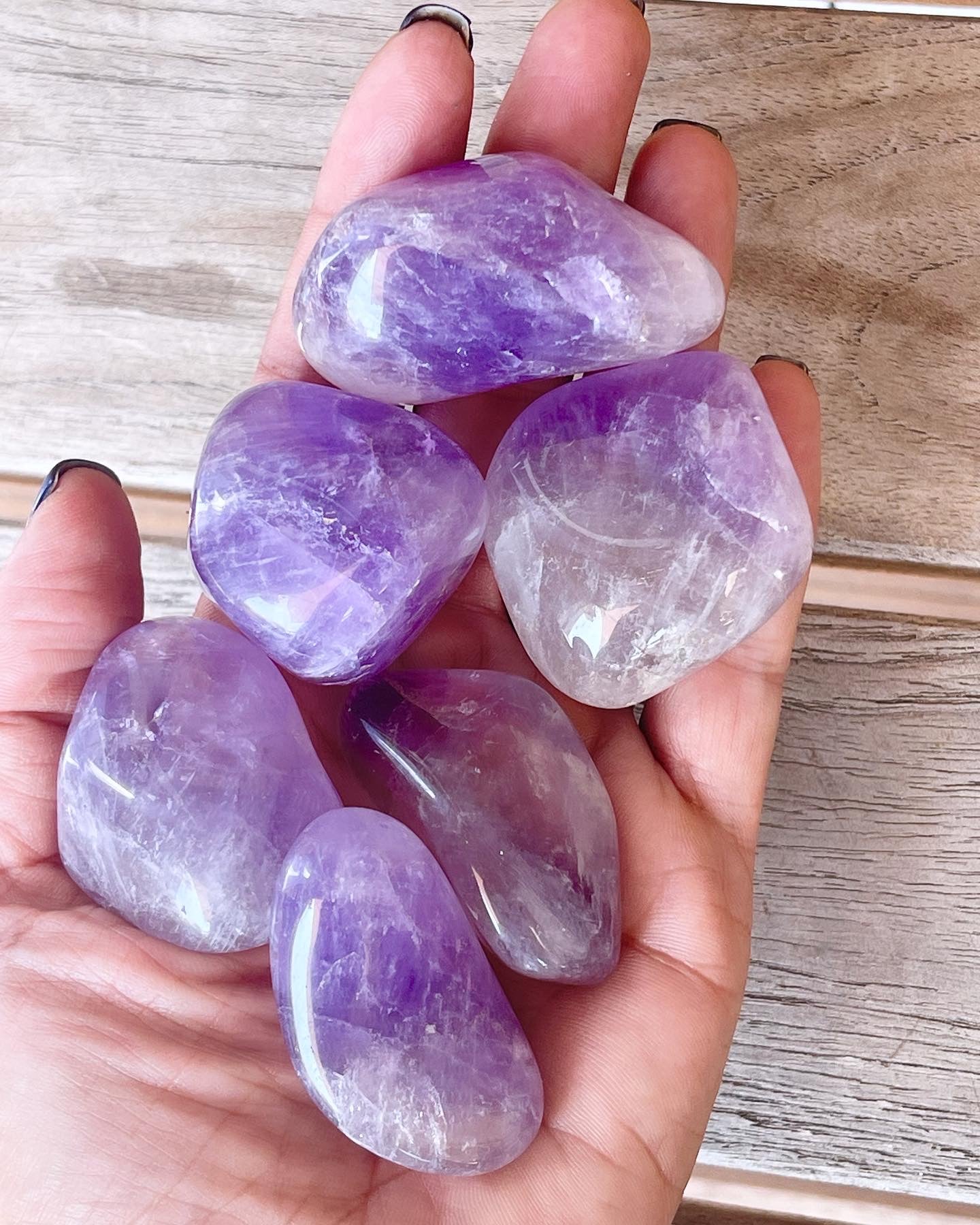 Amethyst pebbles