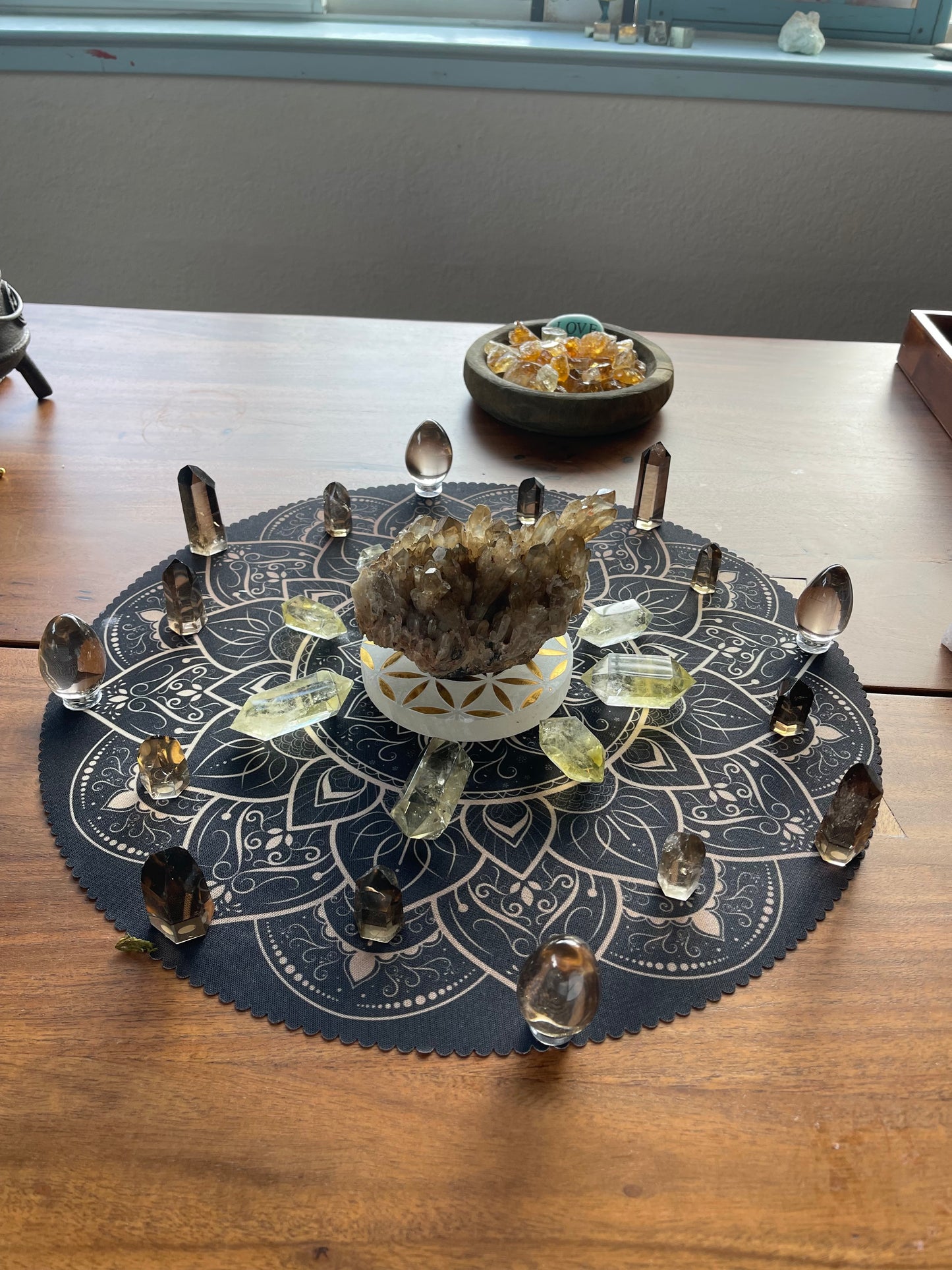✨ Intuitive Crystal Grid Box ✨