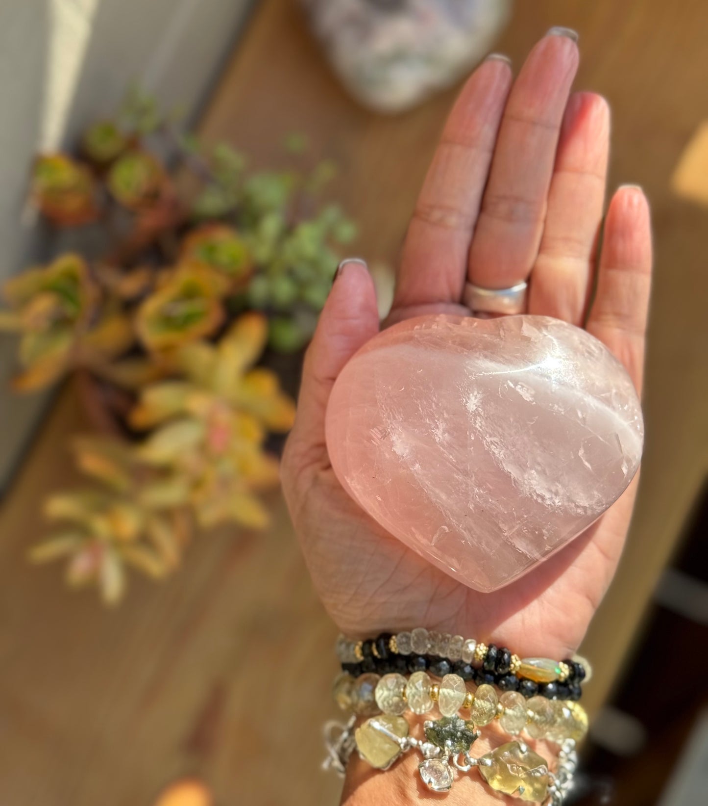 Rose Quartz Heart – The Frequency of Unconditional Love