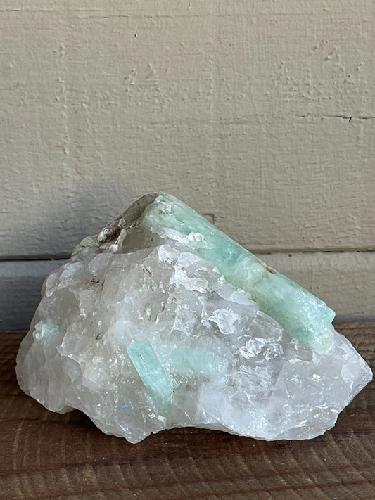 Aquamarine in Quartz