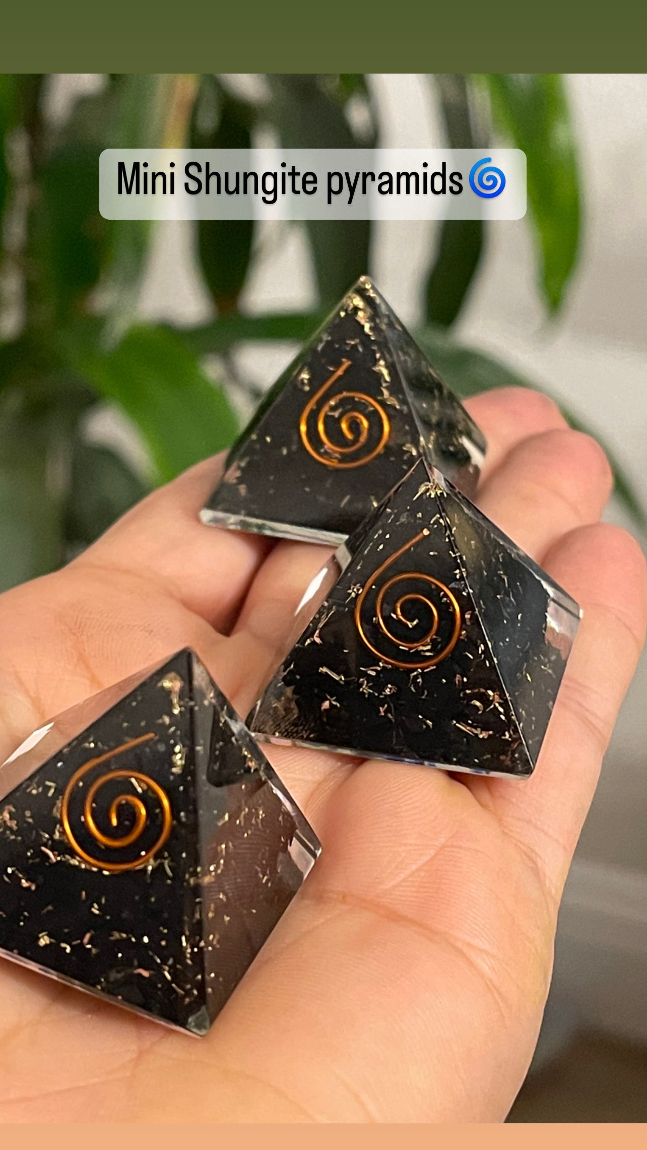 Mini Shungite Orgone Pyramid spiral