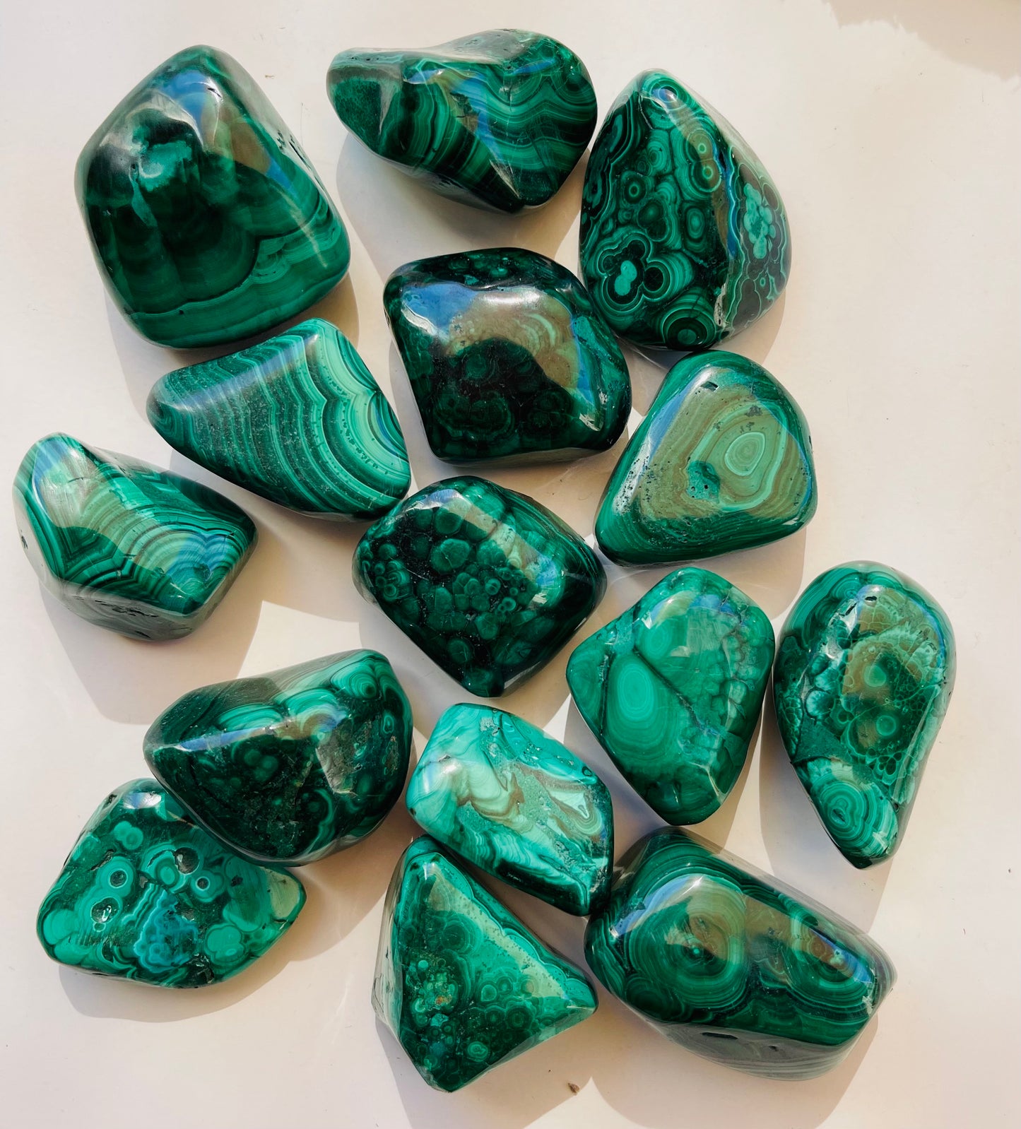 Malachite tumbled stone